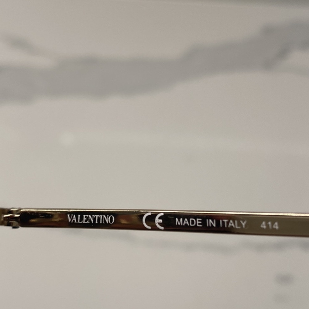 Authentic Valentino Sunglasses Aviators